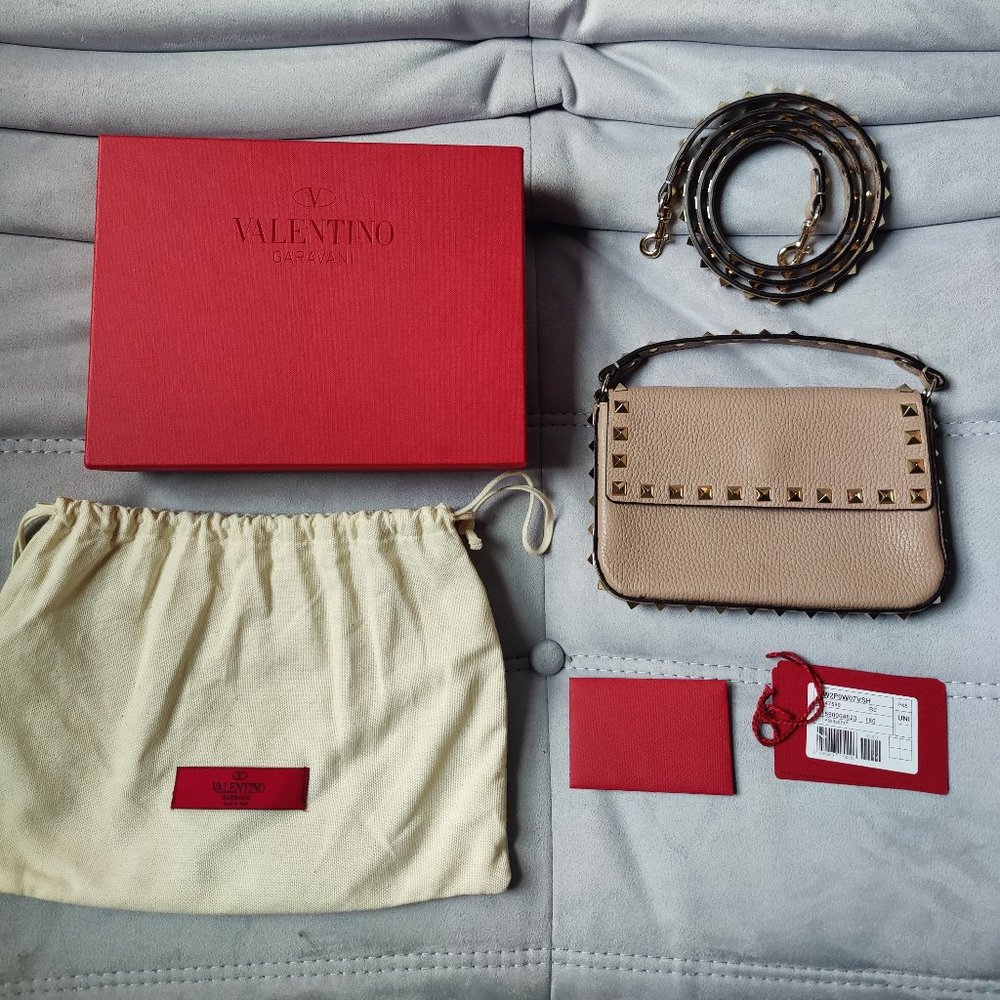 Valentino Garavani Small Rockstud Bag, Poudre